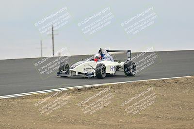 media/Jan-26-2025-CalClub SCCA (Sun) [[cfcea7df88]]/Group 2/Race/